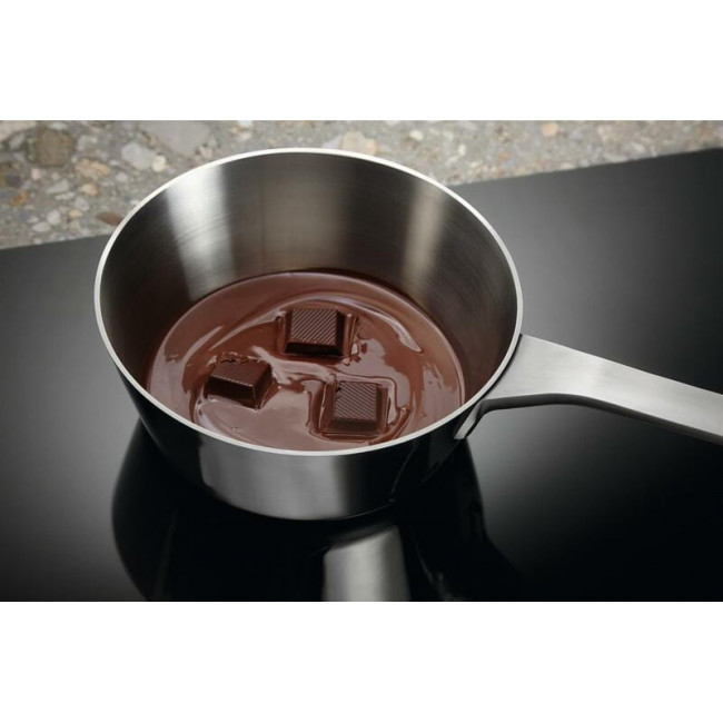 Варильна поверхня Electrolux EIS77453