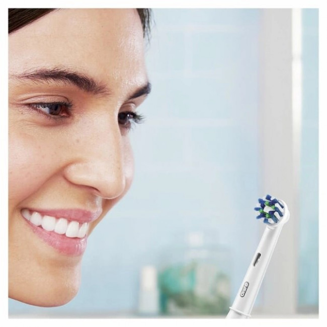 Зубна електрощітка Braun Oral-B Pro1 D305.513.3 CrossAction Caribbean Blue