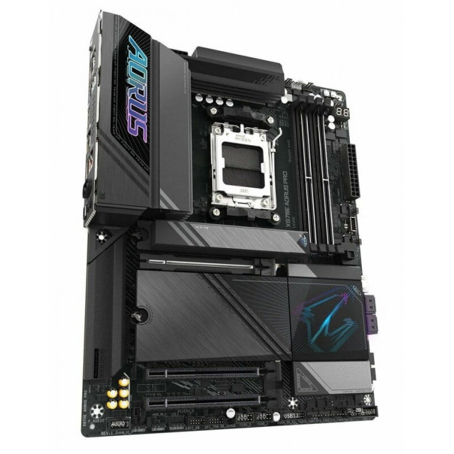 Материнська плата Gigabyte X870E Aorus Pro Socket AM5